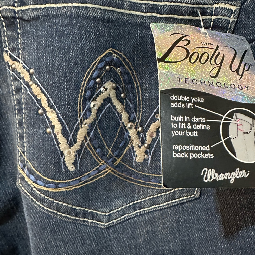 Wrangler Women's Boot Cut Jeans - Blue
